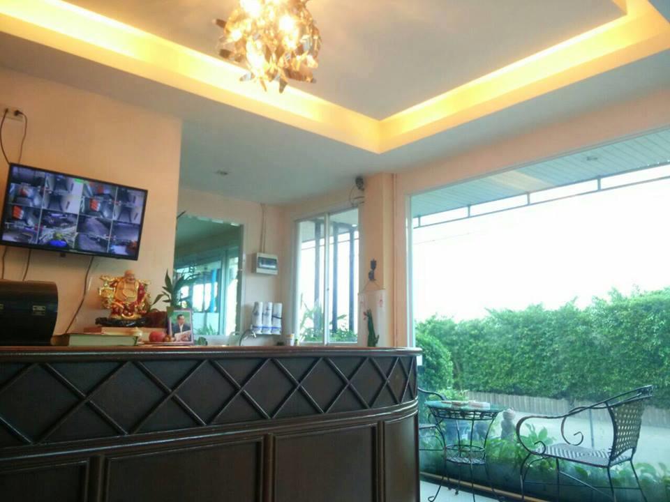 Pc Place Pattaya Buitenkant foto