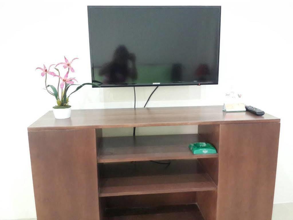 Pc Place Pattaya Buitenkant foto