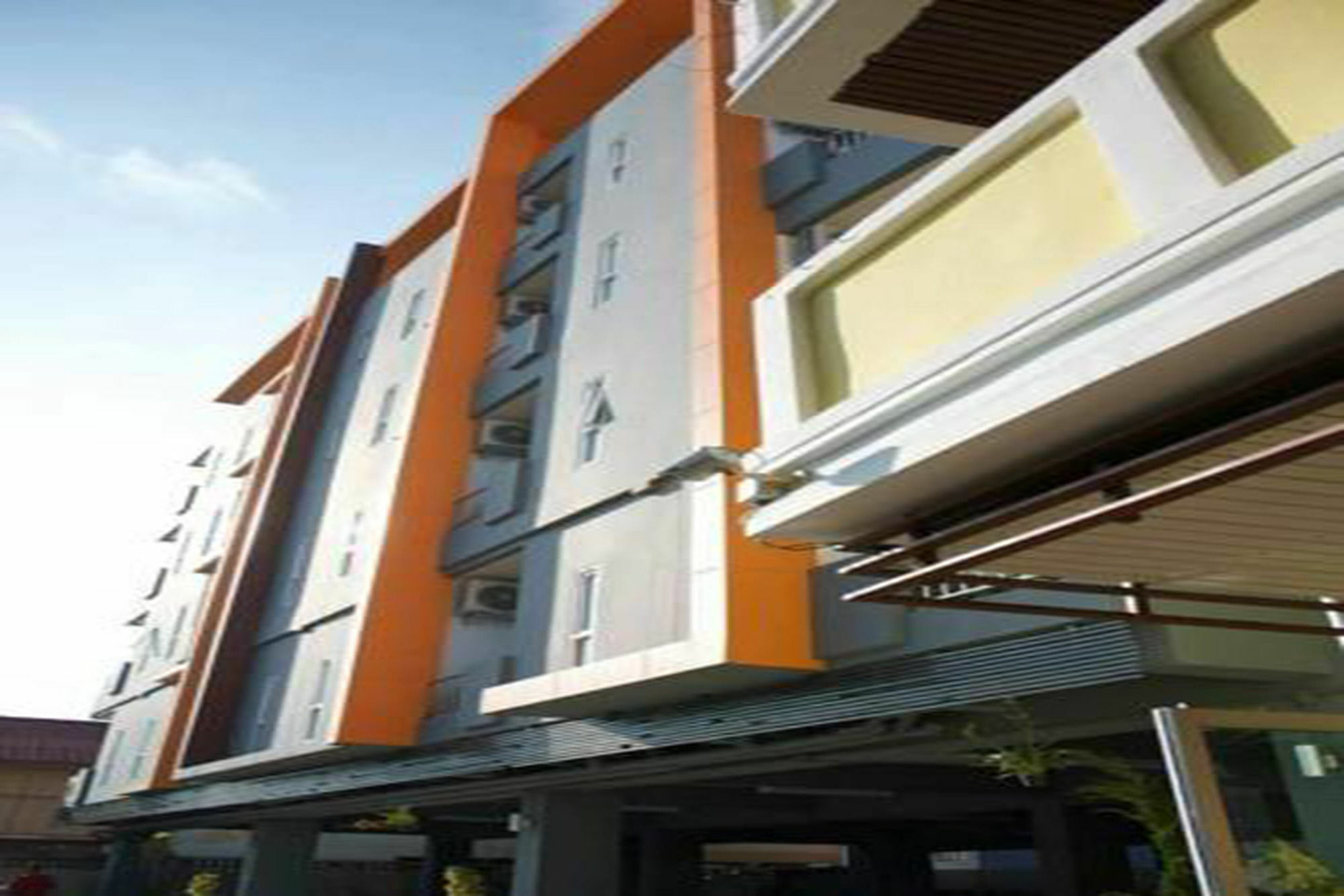 Pc Place Pattaya Buitenkant foto